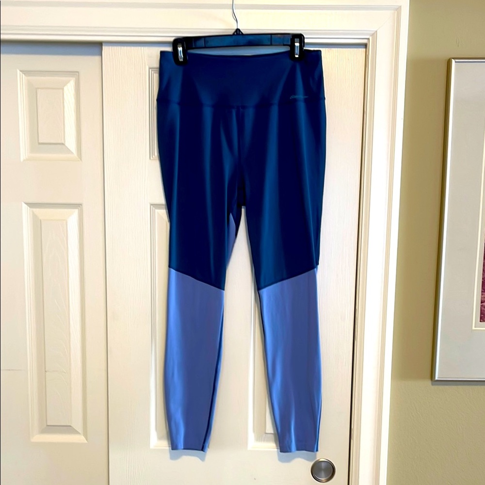 Eddie Bauer Movement Highrise Dusty Indigo and Sky Leggings, Size Large Tall
